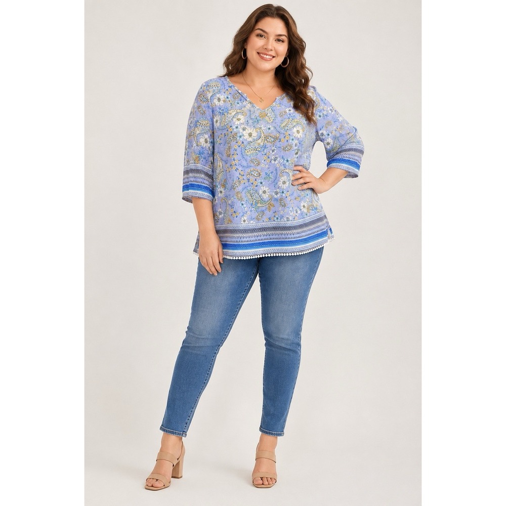 BloomChic Women's 14-16 Light Blue Floral Paisley V-Neck Boho Blouse Top